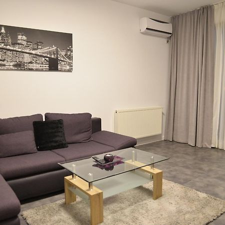 Andrew Beach Apartment ナボダリ エクステリア 写真