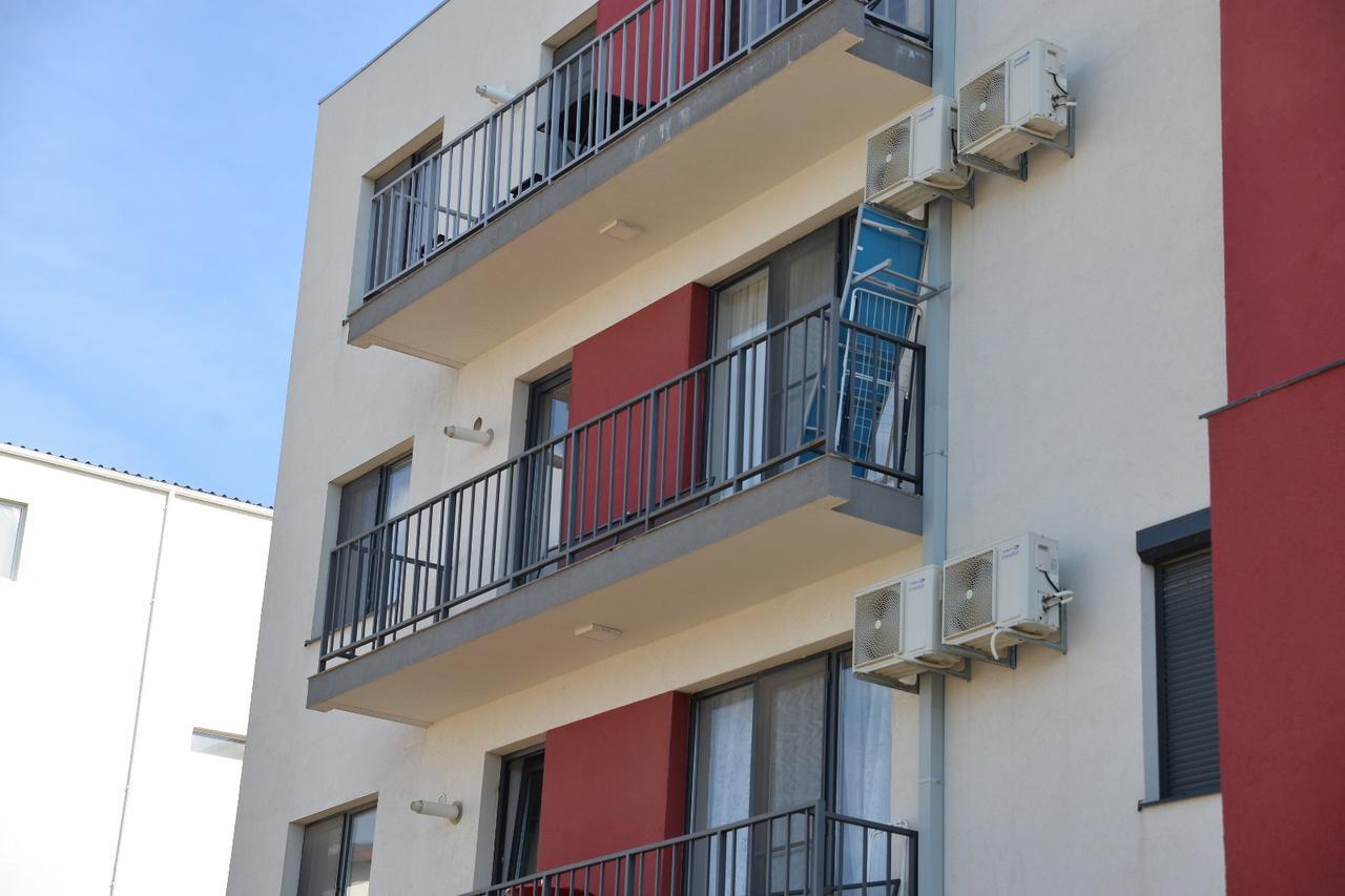 Andrew Beach Apartment ナボダリ エクステリア 写真